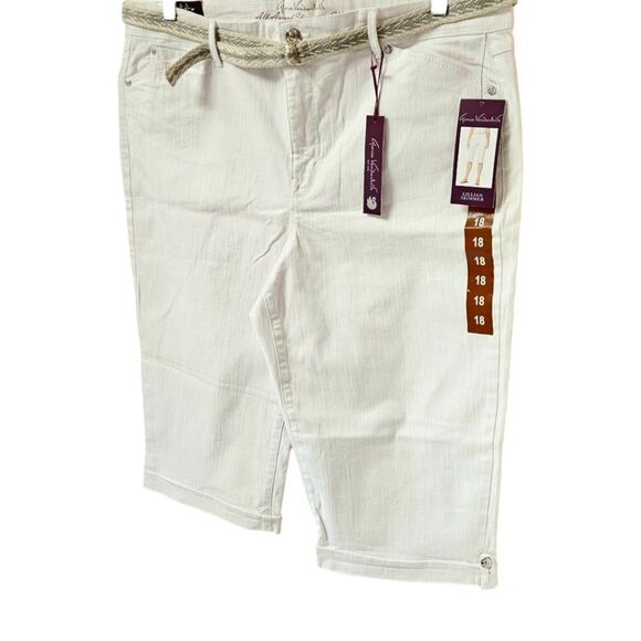 GLORIA VANDERBILTβOptic White Capri Jeans Plus Size 18 - Picture 5 of 13